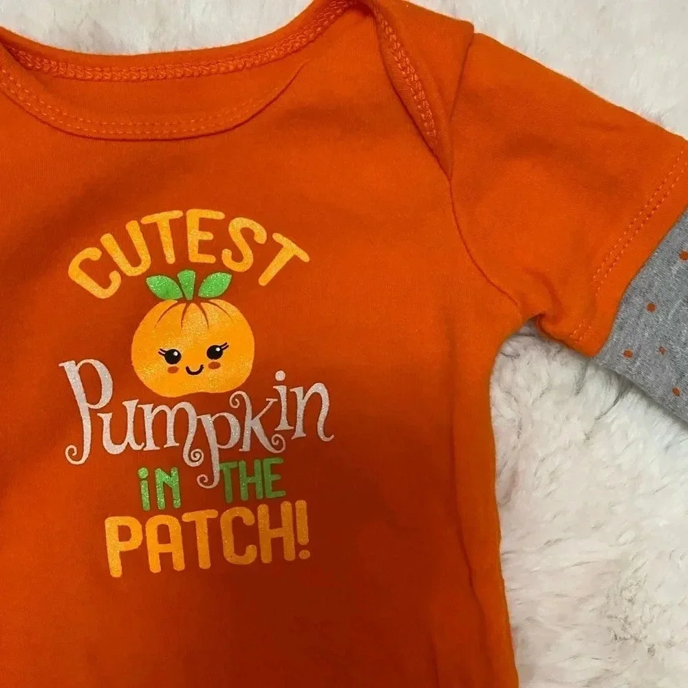 My Very First Thanksgiving Carters 6-9 months unisex onesie & cutest pumpkin